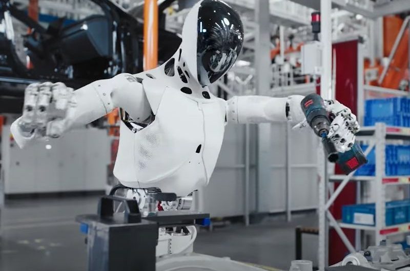 По стопам Tesla: китайская XPeng  вложит в создание человекоподобных роботов $13,8 млрд