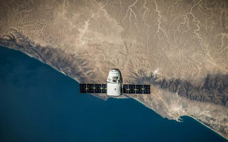 Спутниковый Wi-Fi на борту авиалайнеров станет важным «полем битвы» между SpaceX Starlink и Amazon Leo